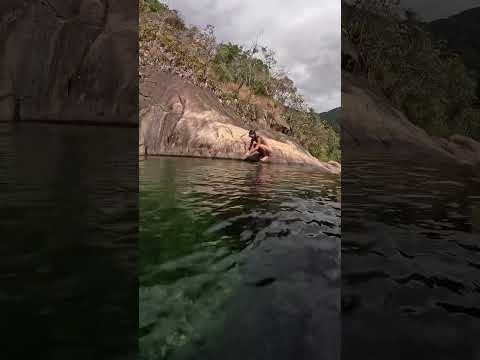 Assim é o Parque Nacional do Caparaó em Minas Gerais!#top #trending #river #nature #shortvideo