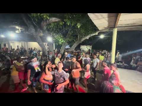 BOTEI A GALERA PRA DANÇAR UM REGGAE EM BALIZA URUOCA CEARÁ