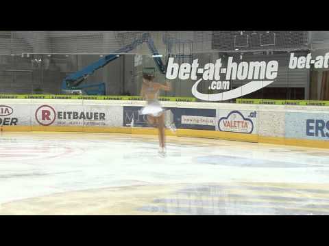 20 Agnese GARLISI (ITA) - ISU JGP Austria 2012 Junior Ladies Short Program