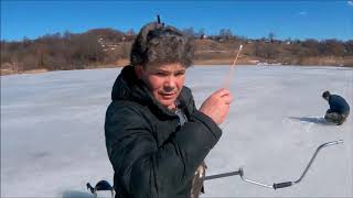 Как найти ямы на реке без эхолота