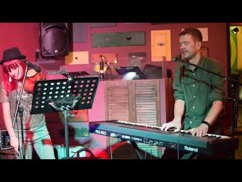 Paul Reynolds - Testing the Water (Live)