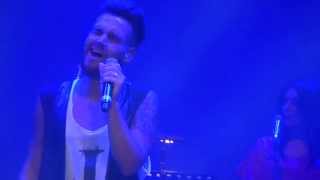 02.04.2015 - Valerio Scanu "Dormi" e Saluti Concerto di Cristallo Tour (Roma)