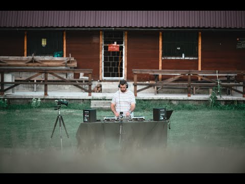 Antimon creating Ear Illusion @ Matinski Vis, Žepče, Bosnia & Herzegovina