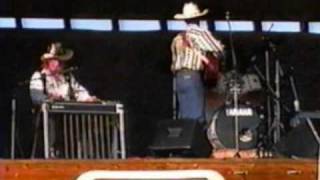 Lonestar Beer - Saddlestone Band  live-  2 fabulous steel solos by hall of famer Rex Howard