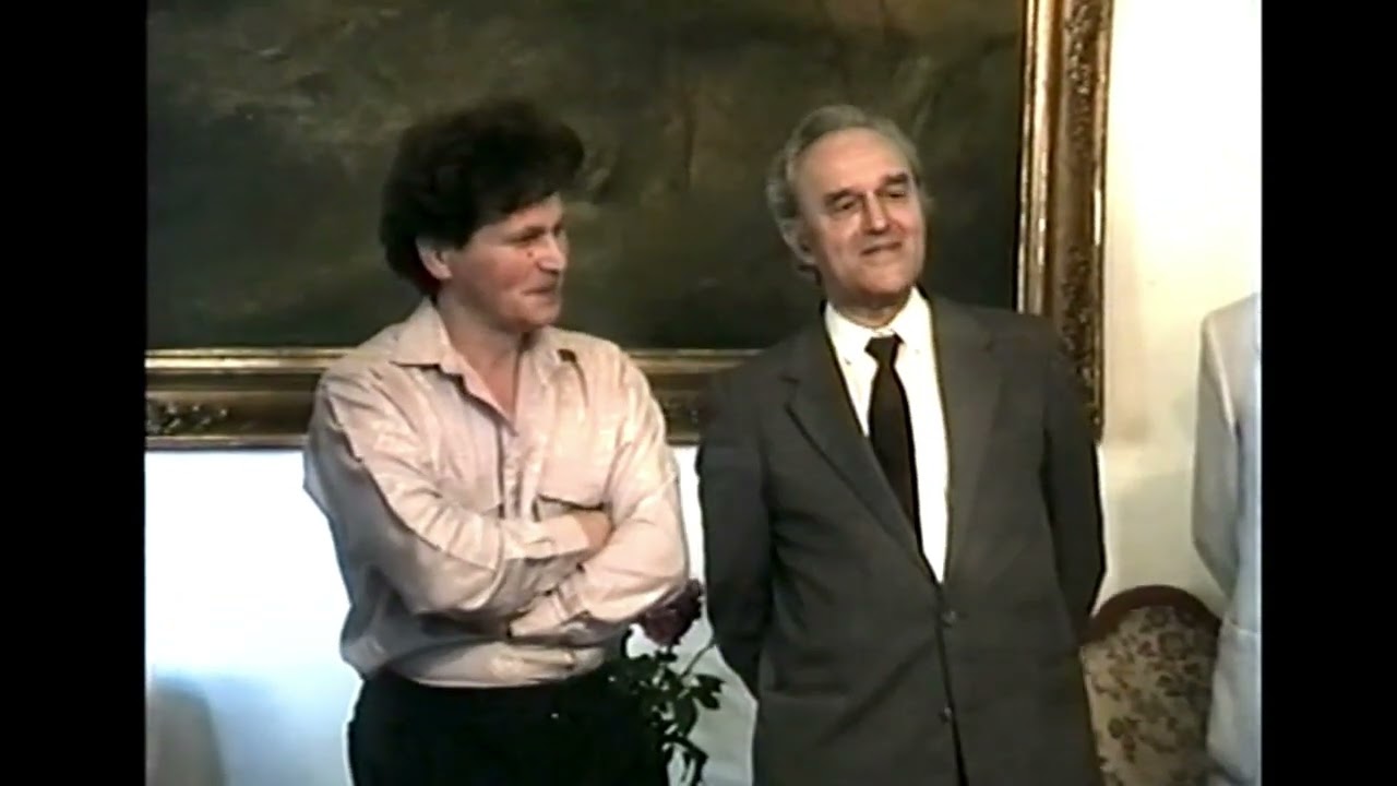 Inaugurarea galeriei de artă Cupola în anul 1992