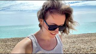 Day in my life living by the sea as a self-employed 34 year old 🌊