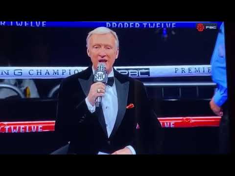 Martin Castillo de PRL Music y Leo Santacruz Caminando al Ring