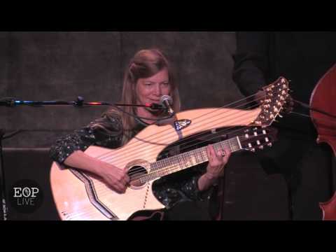 Muriel Anderson "Here Comes The Sun" (The Beatles) @ Eddie Owen Presents