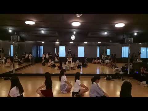 Wonderland (remix version)  by Guguland cover Gugudan