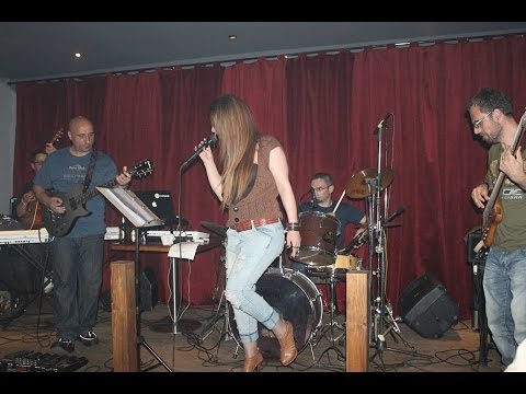 Njomza Hyseni - Give me a reason - (Tracy Chapman) BEST LIVE HD