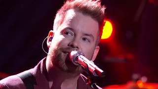 David Cook Performs Heartbeat