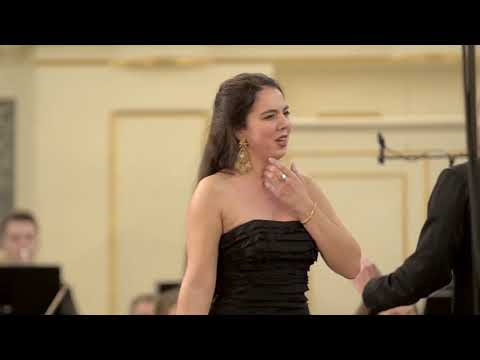 Laura Meenen - "Vilja-Lied", Die lustige Witwe, Franz Lehar Conductor - Pavel Petrenko