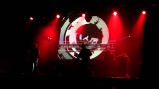 Front 242 (Brussels 2009) [15]. Im Rhythmus Bleiben