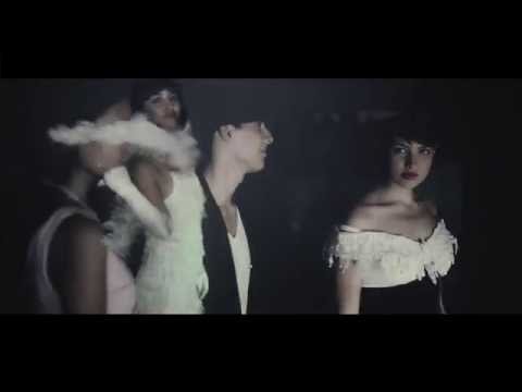 Classic Fashion Models - Molino - Mauricio Jiménez | Manuel Murcillo | Filmgreen