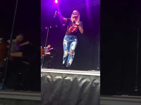 Sandra Lyng - Play My Drum