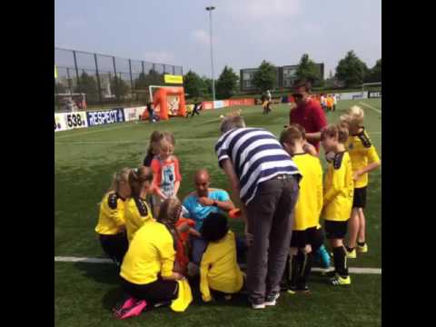 Oranje fan dag bij Reiger Boys 28-05-2016