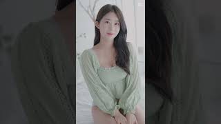 Gái xinh văn phòng mặc bikini 2 mảnh nhỏ xíu như không mặc vậy có đẹp không p235?