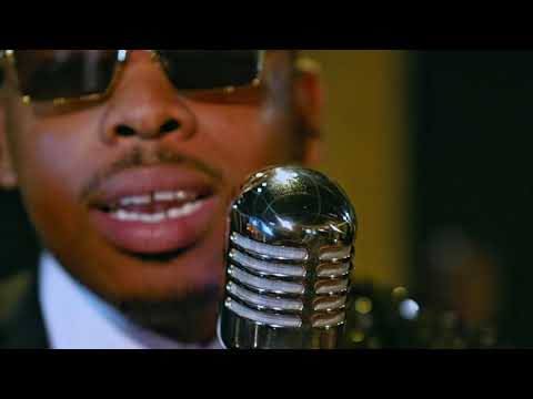 Zuko SA Andikalibali ft Vusi Nova (Live)