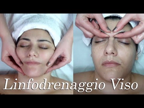 La nonna di Agafya un pacco di faccia risposte di schiarimento azzurre Comprare maschere per pelle di faccia sensibile