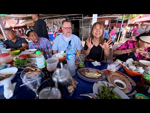 Popular restaurant in Laos, by Mekong riverside 