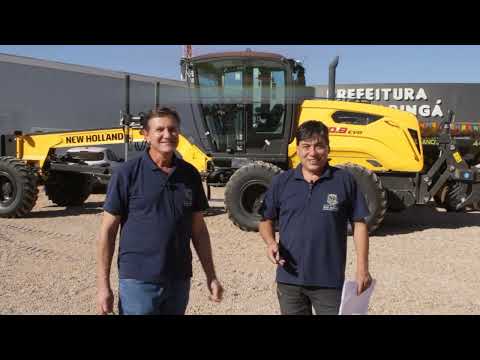 Aquisicao através de recursos do município de mais um maquinário, Motoniveladora New Holland 170.B