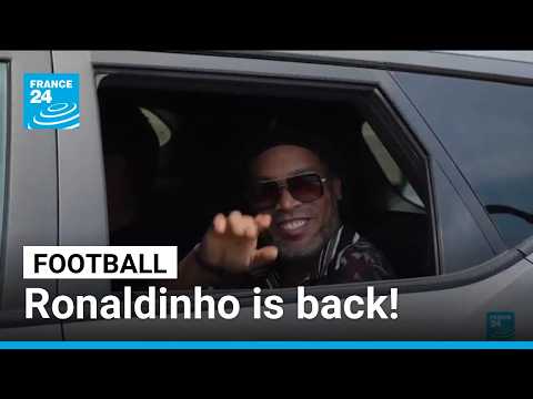 Ronaldinho returns in search of 'beautiful' 300th goal