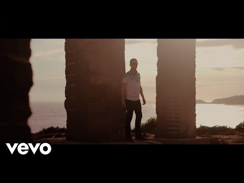 Ray Foxx - Curious ft. Rachel K Collier