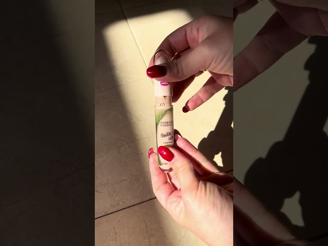 Vídeo relacionado con Physicians Formula Butter Glow, Corrector Líquido Multi-Uso para Iluminar, Resaltar y Ocultar Imperfecciones, Larga Duración, Tono Light