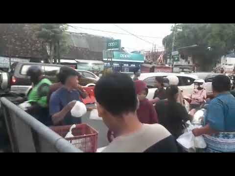 berbagi takjil lingkup terminal condongcatur YK 14/0423