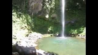 preview picture of video 'Katibawasan Falls - Camiguin Island'