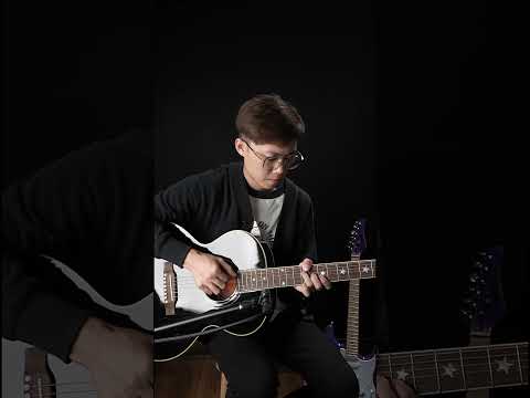 驻唱歌手Leon (Rednote): #acousticguitar vs #electricguitar Which one sounds BETTER? #木吉他 vs #电吉他 的音色差别