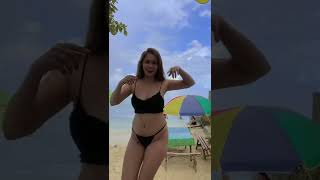 bikini TikTok be like...