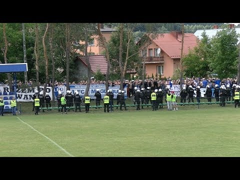 Kibice HUTNIKA Kraków w Barcicach (Baraże o awans do 3 Ligi)