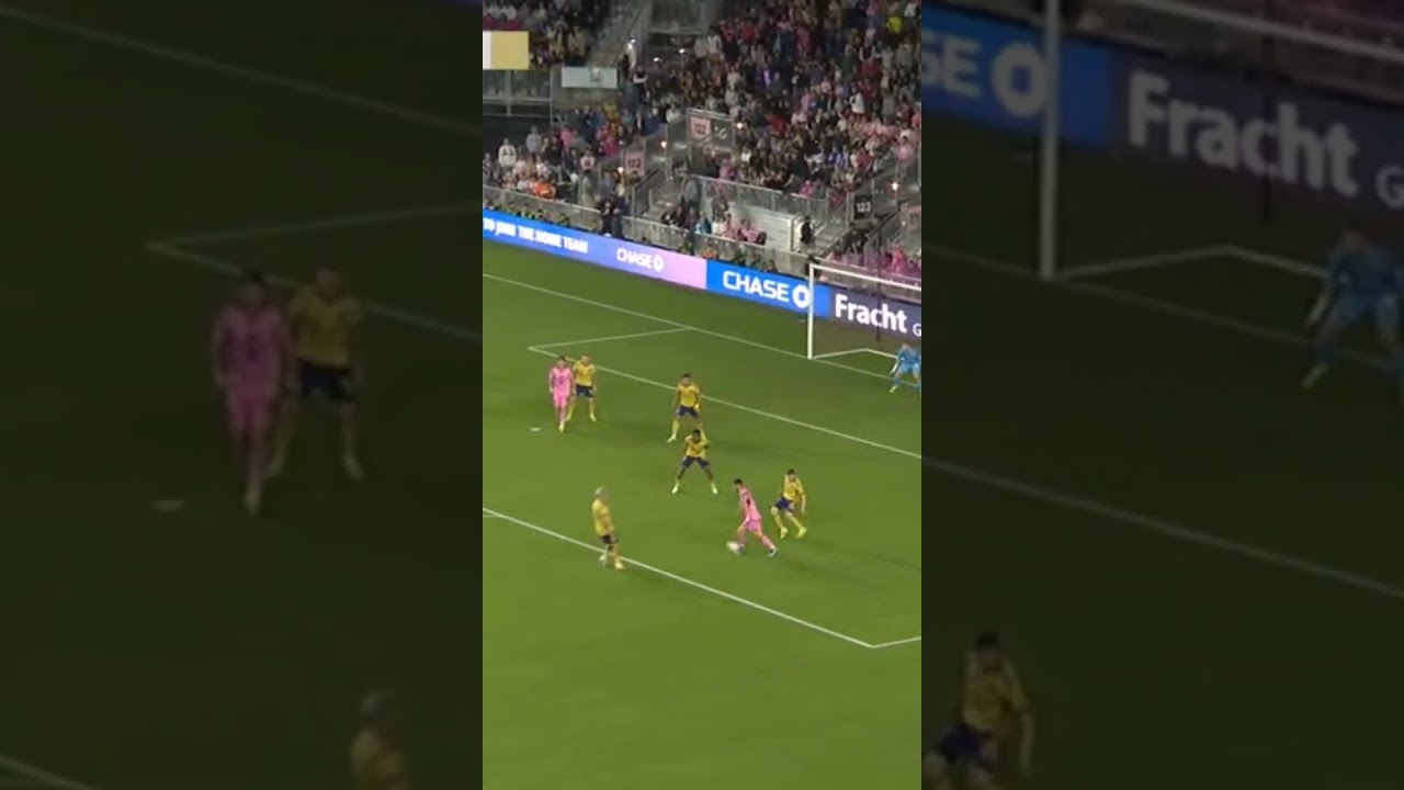 Lionel Messi Dribbles Astonishing Everybody 21/02/2024