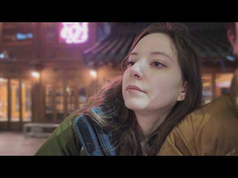 인형만 보면 환장하는 데보라와 데이트 하실래요?