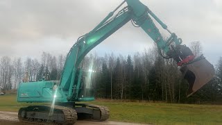 Miniescavatore Kobelco SK210LC-9 in vendita - Immagine 4 | Machineryline IT Miniescavatore Kobelco SK210LC-9 | Immagine 4 - Machineryline