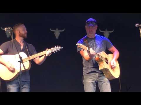 Kevin Chase performs  'Swinging Doors' by Merle Haggard