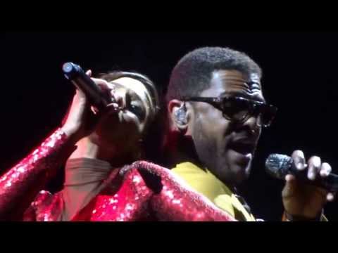 Alicia Keys & Maxwell "Fire We Make" Madison Square Garden April 2013