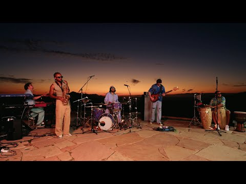 The Yussef Dayes Experience - Live From Malibu