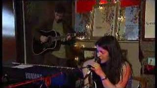 Emma Pollock live acoustic on stv/music