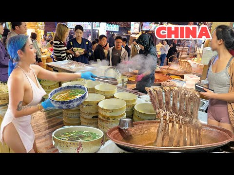Insane Night Market in China’s Mountains – Huge Crowds and Street Food