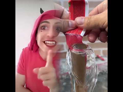 العجوز الفقيرة و الشيطان 😈. #illustration #art #tattoo #drawing #funny