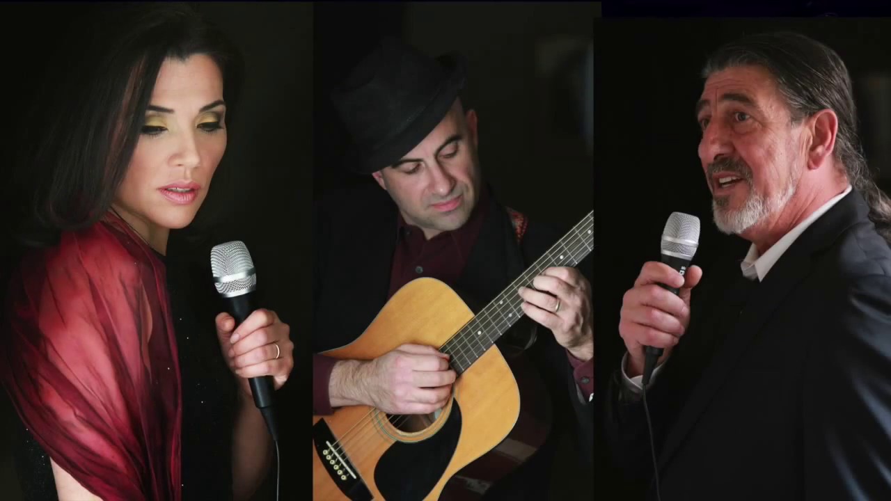 Promotional video thumbnail 4 for Paris Chansons