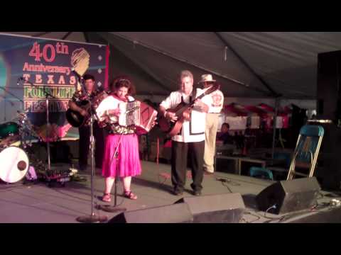 Nancy and the Conjunto Heritage Taller