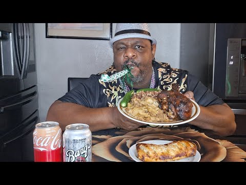 MY 2026 NEW YEARS DAY MEAL. A BIG AZZ TURKEY LEG CABBAGE AND BLACK EYES PEAS. AND A APPLE STRUDEL