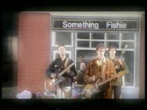 (Digsy) Smaller - Stray Dogs And Bin Bags.flv