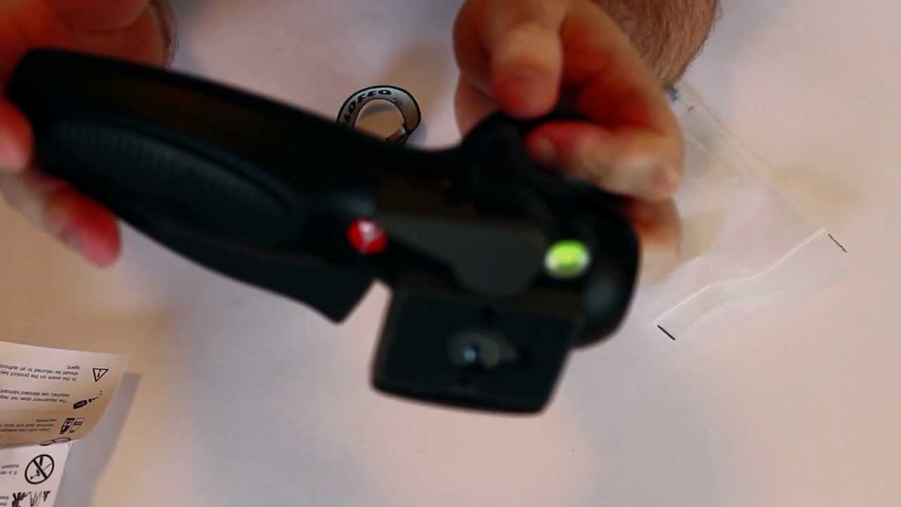 YouTube video - MANFROTTO 327RC2 - hlava