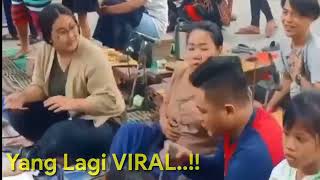 Download lagu Yang Lagi VIRALL..!! Sinden Latah Dan Kaget Super Lucu Ngakak🤣🤣 mp3