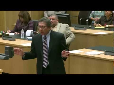 Jodi Arias Feels Pain of Razor on Her Wrist But Seems Oblivious to Massive Knife Wounds on Travis