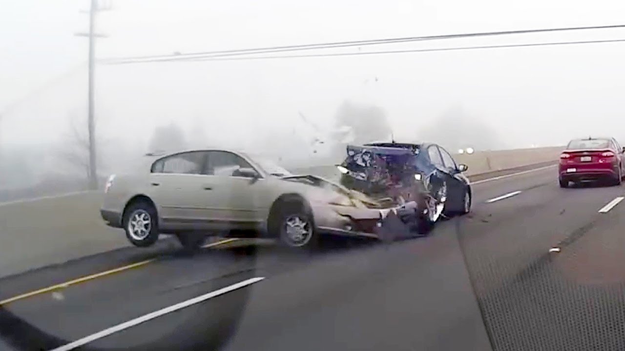 Дтп видеорегистратор 2019 жуткие видео подборка